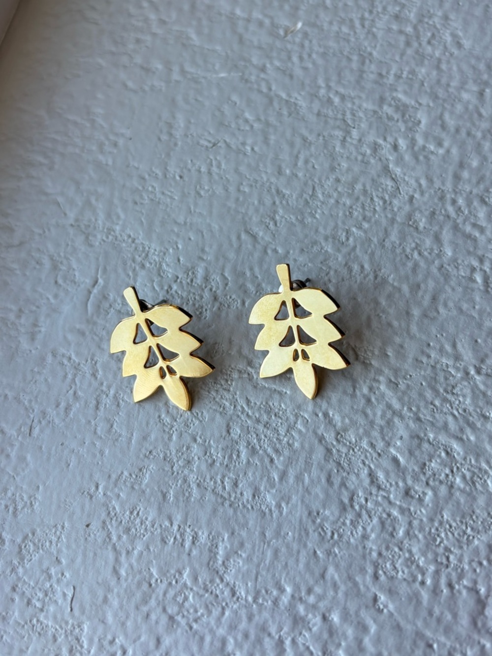Gold leaf earrings